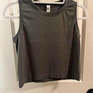 Lululemon athletic top